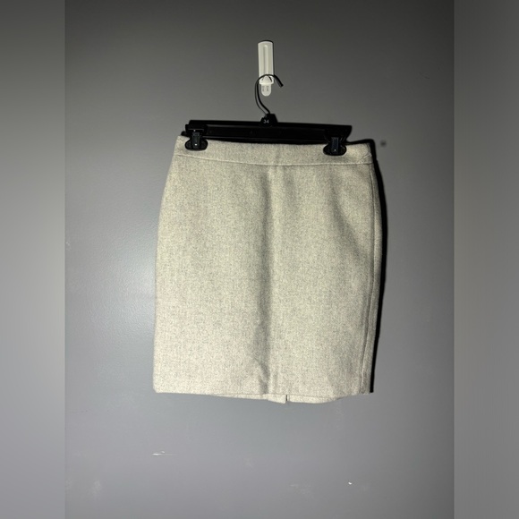 J.Crew Mercantile Pencil Skirt in Double-Serge Wool Womens Size 2P - Picture 2 of 6